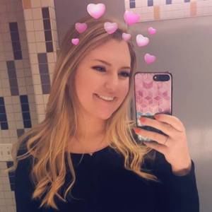 Meet your Posher, Holly